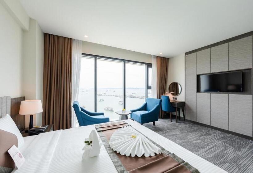 اتاق استاندارد با تخت بزرگ, Muong Thanh Grand Bai Chay