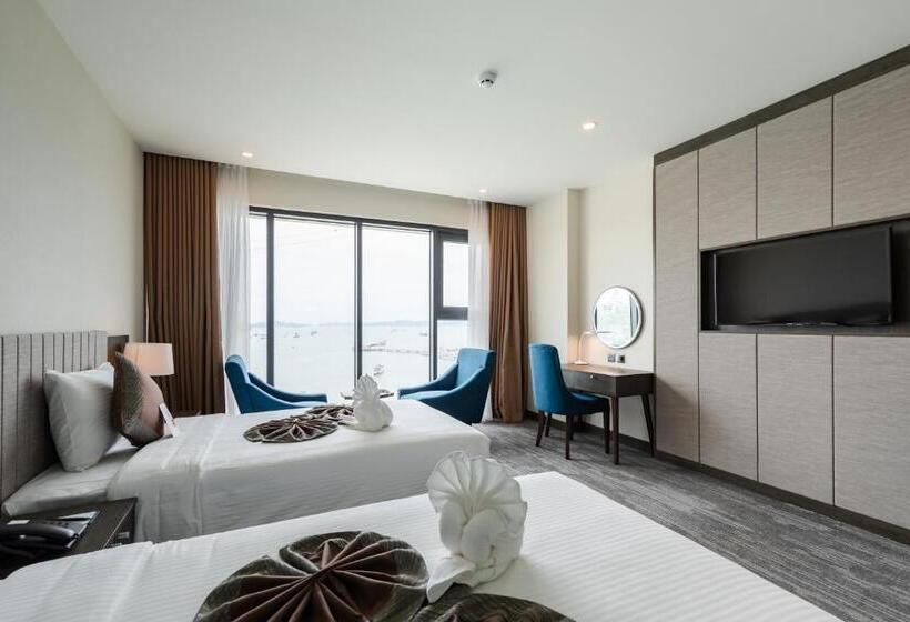 اتاق استاندارد با چشمانداز دریا, Muong Thanh Grand Bai Chay