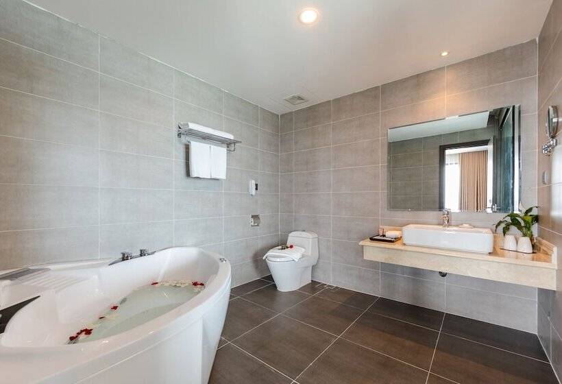 سوییت اجرایی, Muong Thanh Grand Bai Chay