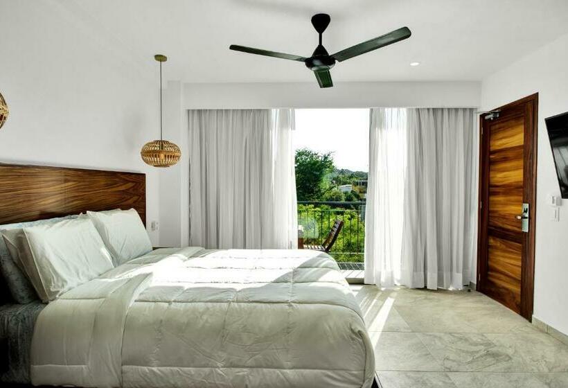 Standard Værelse til 4 pers. med Balkon, Puerto Sayulita