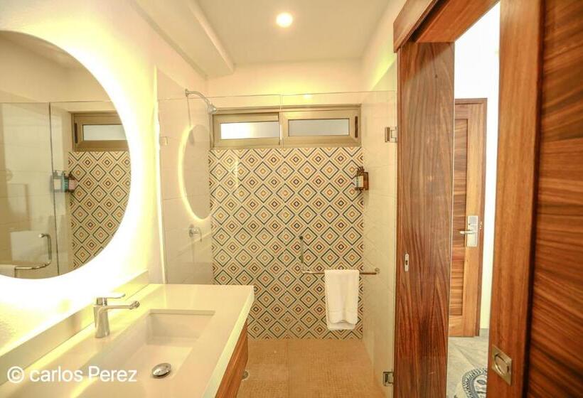 חדר לארבעה סטנדרטי עם מרפסת, Puerto Sayulita