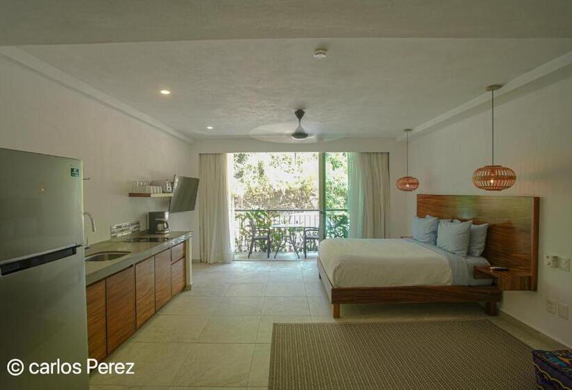 Standard Værelse til 4 pers. med Balkon, Puerto Sayulita