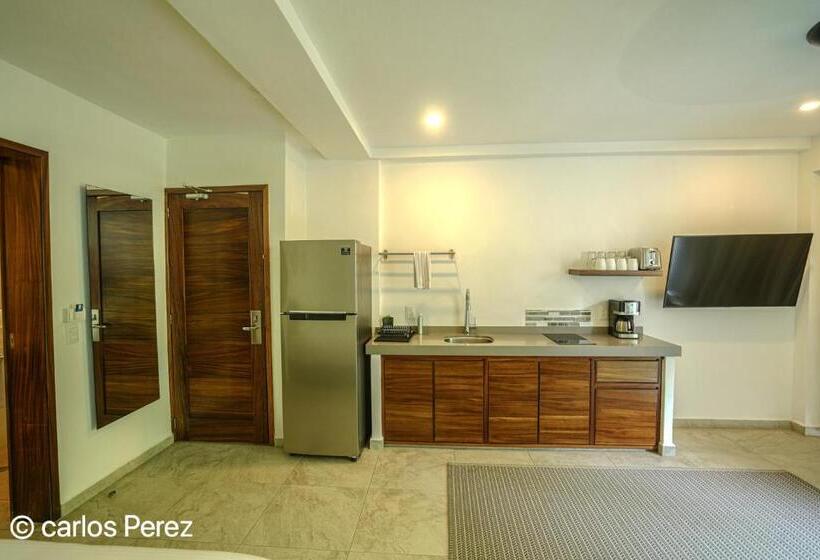 Standard Værelse til 4 pers. med Balkon, Puerto Sayulita
