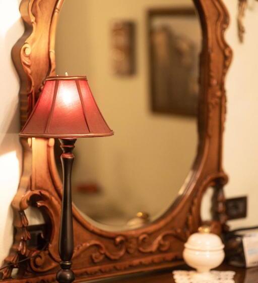 غرفة قياسية, Bujtina Sidheri