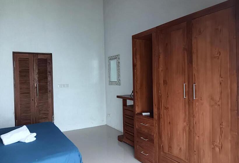 Номер Deluxe, Adore Guesthouse