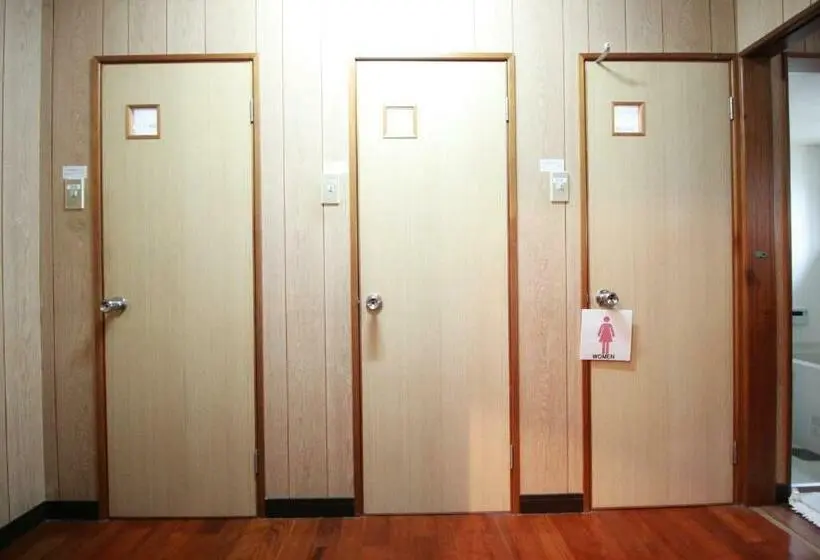 スタンダードシングルルーム, Guest House Aman
