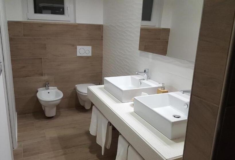 Номер Стандарт Трехместный, B&b Vanessa