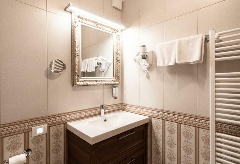 اتاق سوپریور, Boutique Hotel Grahor