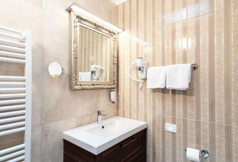 اتاق سوپریور یک تخته, Boutique Hotel Grahor