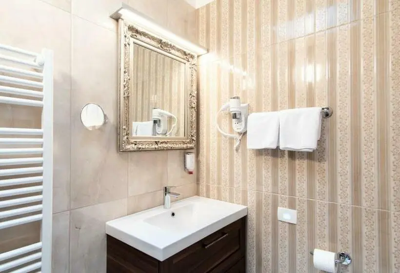 اتاق سوپریور یک تخته, Boutique Hotel Grahor