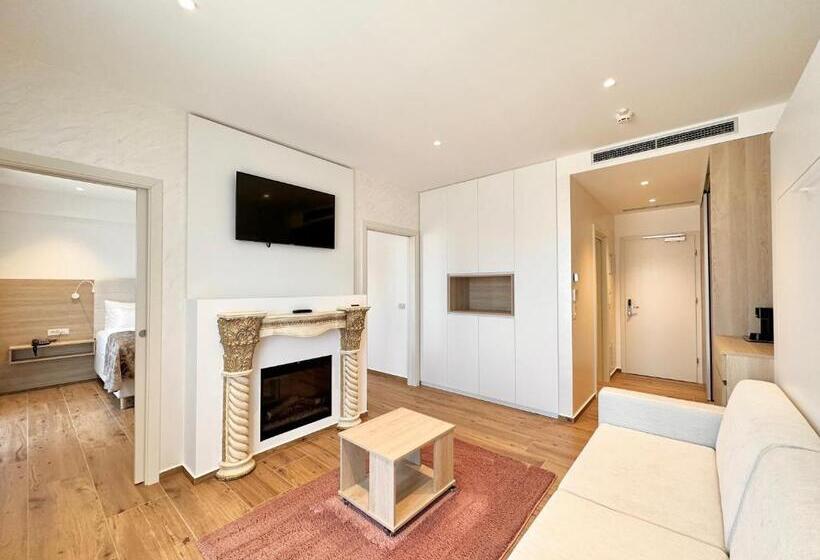 سوییت لوکس, Boutique Hotel Grahor