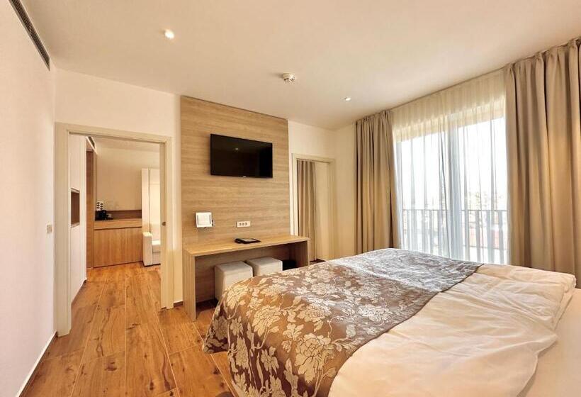 سوییت لوکس, Boutique Hotel Grahor