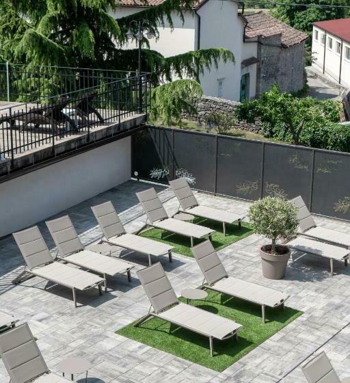 اتاق لوکس با بالکن, Boutique Hotel Grahor