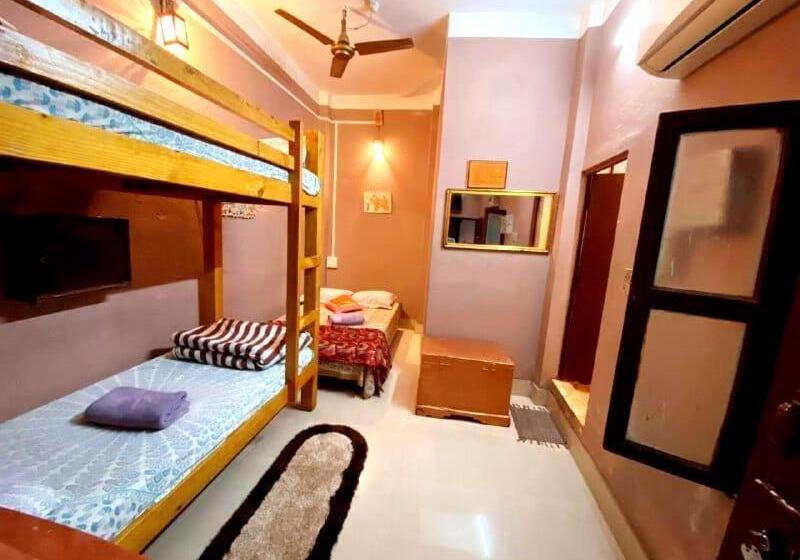 اتاق خانوادگی, Stay Inn Heritage