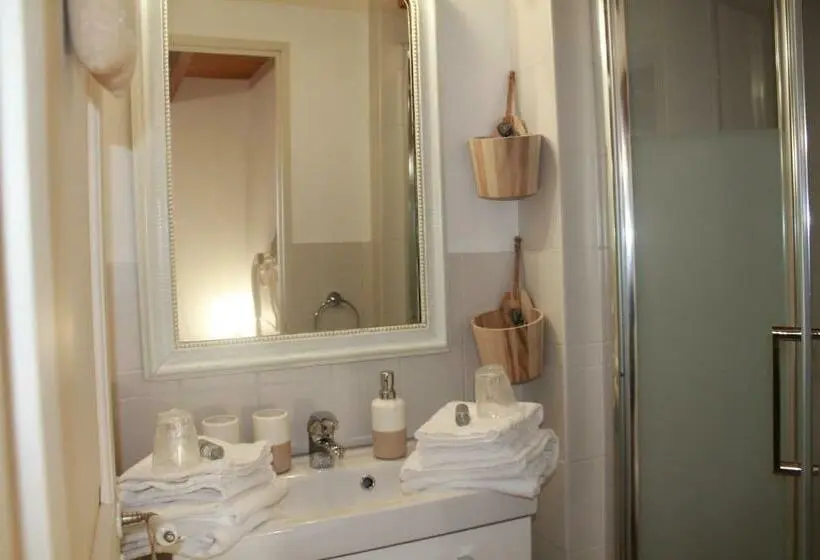 ガーデンビュースタンダードルーム, Chambre Du Rouard Le Ruisseau