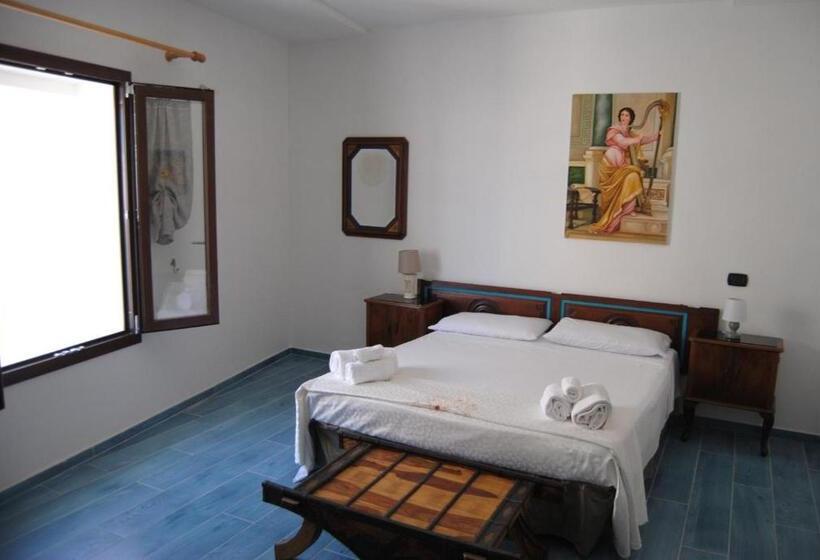 Трехместный Номер Классика, Palazzo Maestro & Corte Maestro Rooms