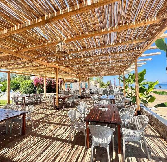 Номер Стандарт с Балконом, Erosea Beach Resort