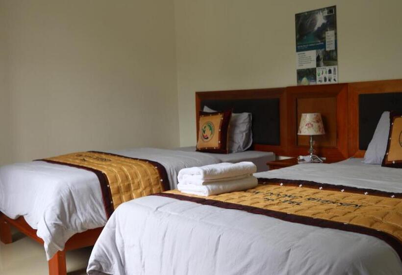Deluxe room with river view, Son Doong Riverside