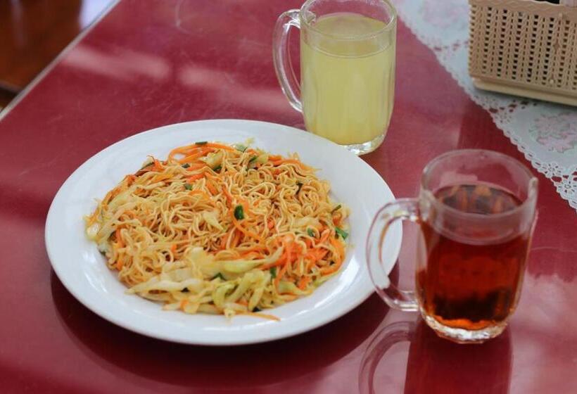 اتاق خانوادگی با چشمانداز باغ, Son Doong Riverside