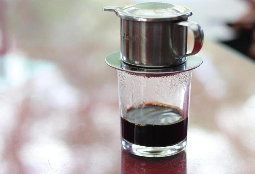 اتاق خانوادگی با چشمانداز باغ, Son Doong Riverside