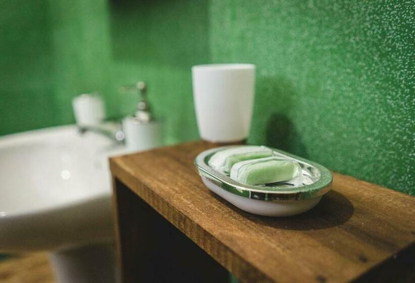 اتاق خانوادگی با چشمانداز دریا, Surfpoint Sri Lanka Kite Village