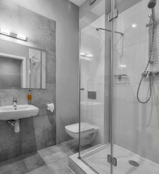 استودیوی استاندارد, Cinema Rooms   Piotrkowska