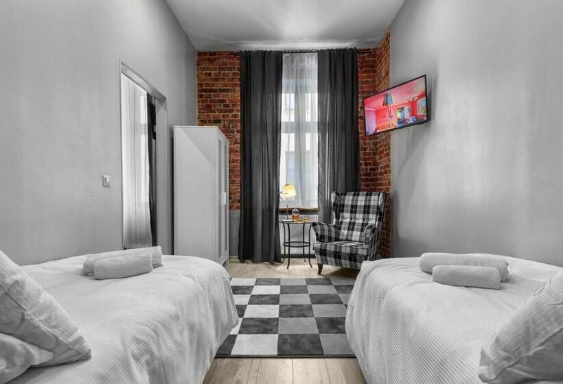 استودیوی استاندارد, Cinema Rooms   Piotrkowska