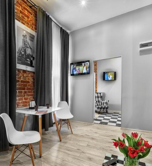 استودیوی استاندارد, Cinema Rooms   Piotrkowska