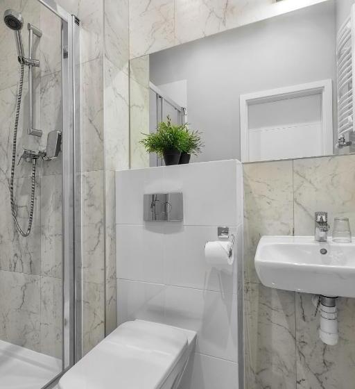 استودیوی لوکس, Cinema Rooms   Piotrkowska