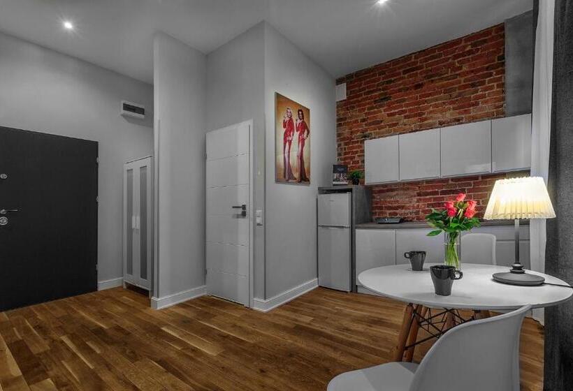 Студия Deluxe, Cinema Rooms   Piotrkowska