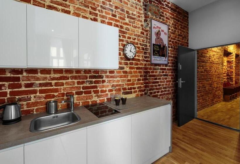 استودیوی لوکس, Cinema Rooms   Piotrkowska