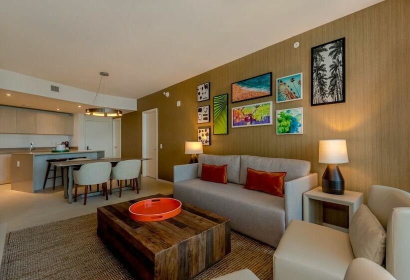 패밀리 스위트, Lyfe Beach Resort