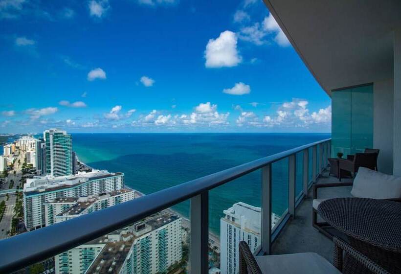 패밀리 스위트, Lyfe Beach Resort