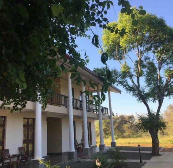 발코니 디럭스 룸, Goddess Garden Sigiriya