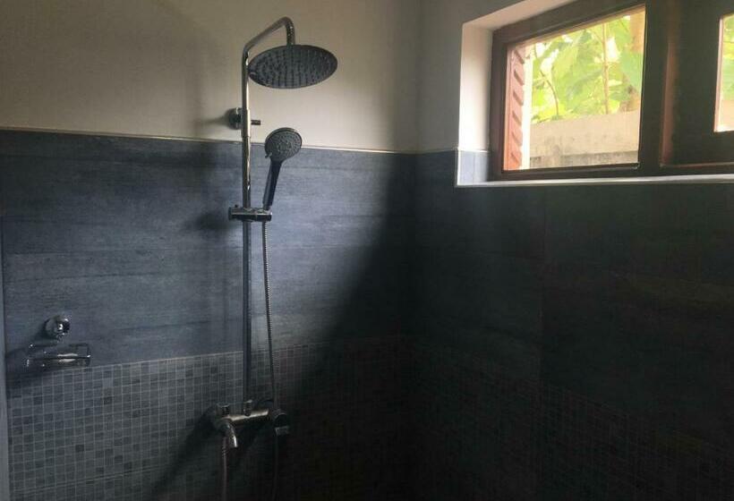 발코니 디럭스 룸, Goddess Garden Sigiriya