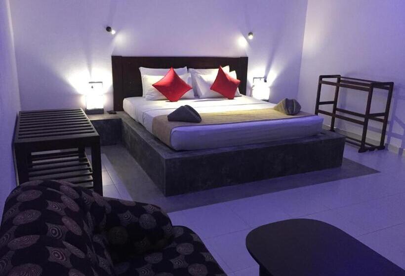 디럭스 룸 호수 전망, Goddess Garden Sigiriya