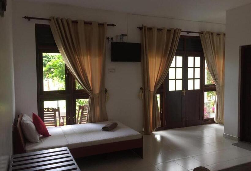 스탠다드 트리플 발코니 룸, Goddess Garden Sigiriya