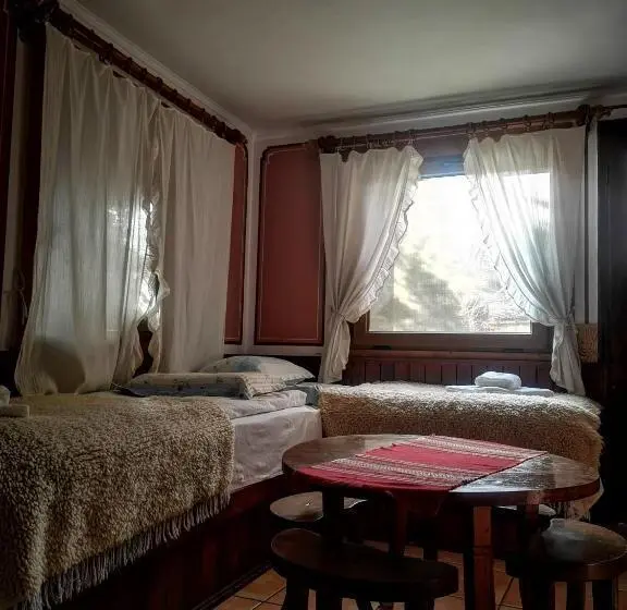 Huoneisto 1 Makuuhuone, Guest House Zlatniyat Telets
