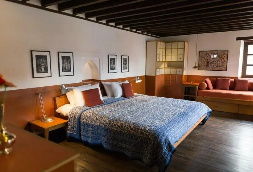 اتاق استاندارد با بالکن, Milla Guesthouse Bhaktapur