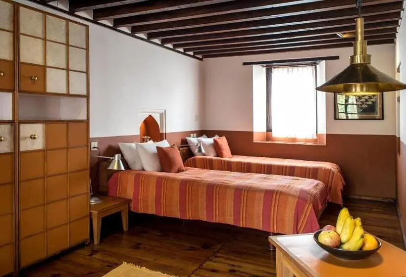 اتاق لوکس با بالکن, Milla Guesthouse Bhaktapur
