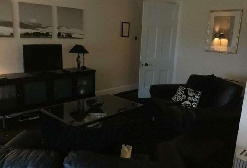 Family Suite, Sandhill House