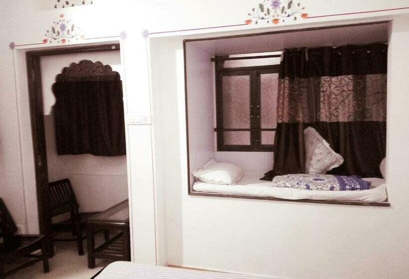 Superior-huone, The Royal Lake View Villa