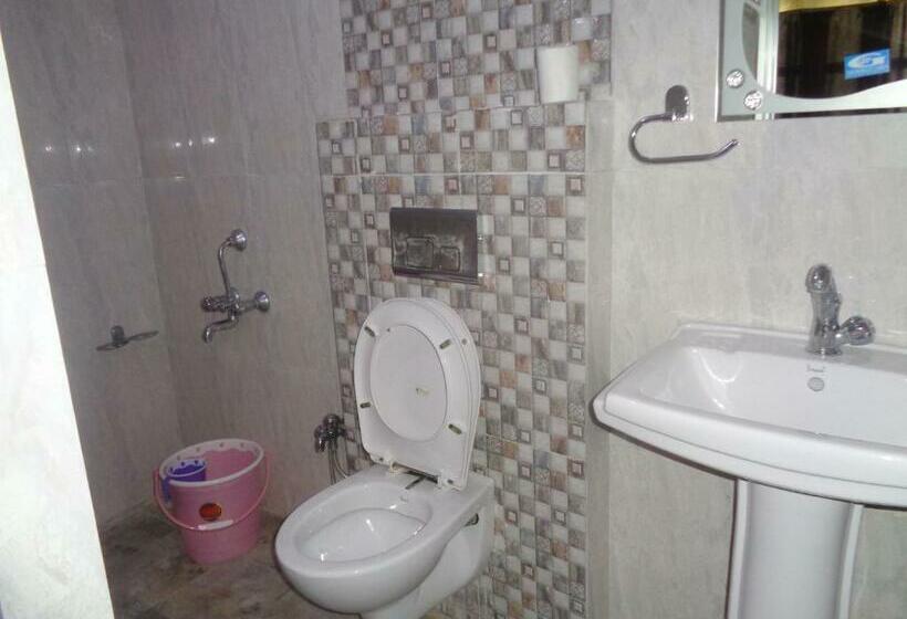 Superior-huone, The Royal Lake View Villa