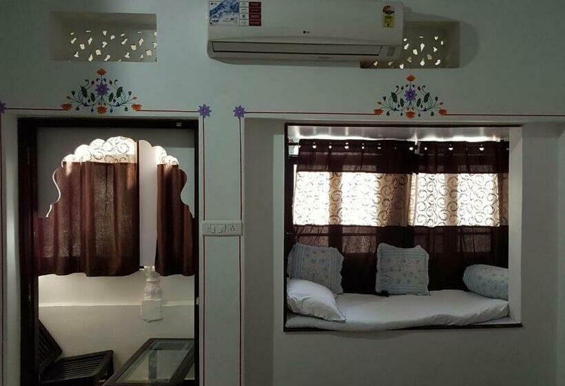 Superior-huone, The Royal Lake View Villa