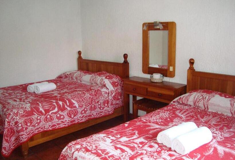 スタンダード4人部屋, Posada Ali Tepoztlan By Rotamundos