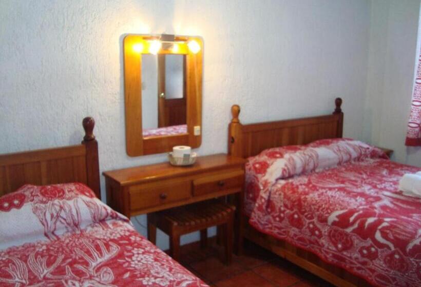 スタンダード4人部屋, Posada Ali Tepoztlan By Rotamundos