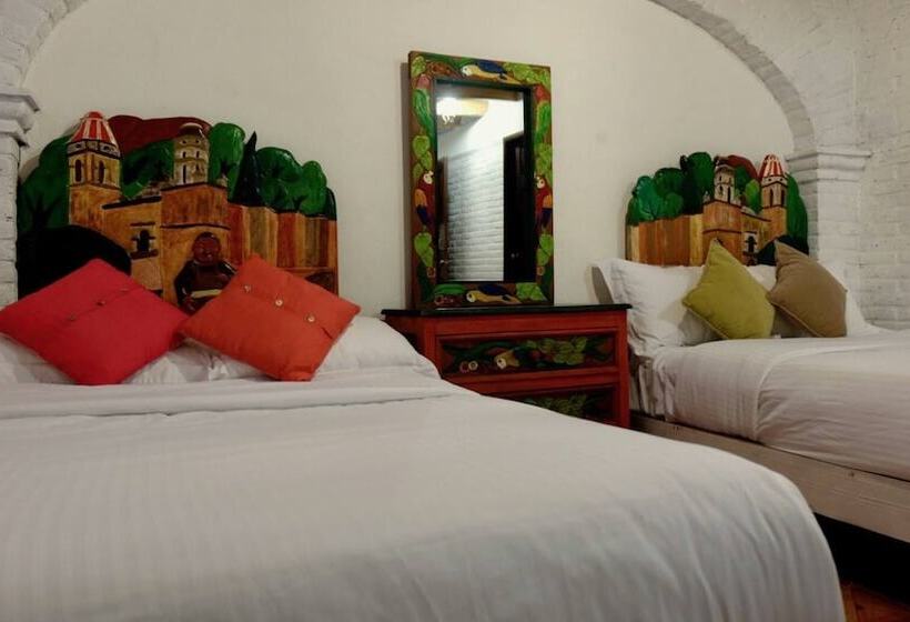 اتاق استاندارد چهار تخته, Posada Ali Tepoztlan By Rotamundos