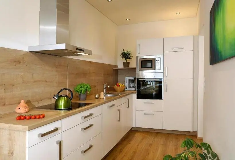 آپارتمان 2 خوابه با بالکن, Aparthotel Rubinius
