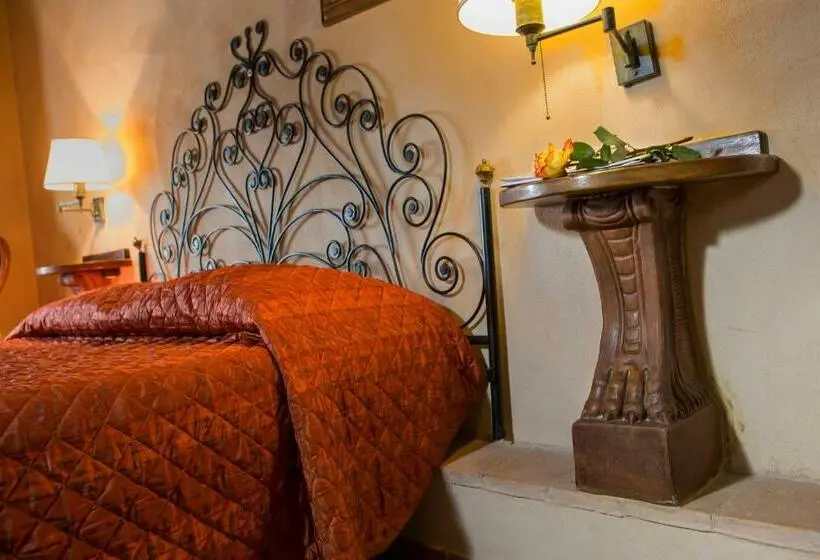 スタンダードルーム, Camere Dentro Il Castello