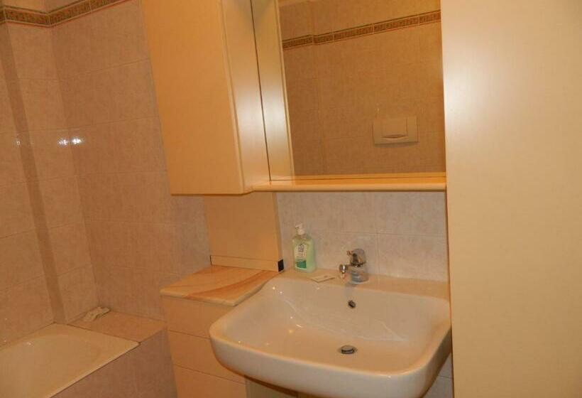 اتاق استاندارد, Caravaggio Apartments